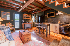 Carriage-House-King-Suite-Addison-Choate-3-